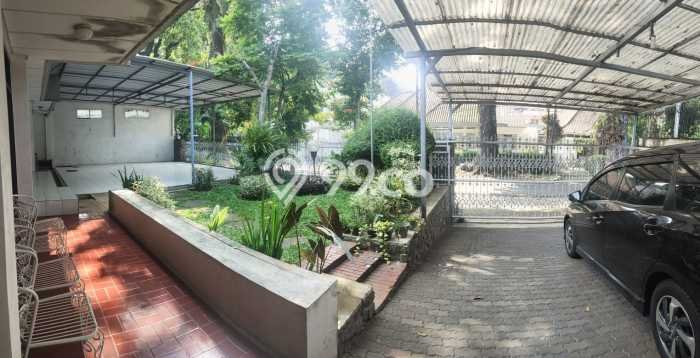 SPECIAL LISTING! Rumah area Sayap Dago, 3 KM, Akses Fasilitas, LT 600m² Bangunan 400m² SPECIAL LISTING! Rumah area Sayap Dago, 3 KM, Akses Fasilitas, LT 600m² Bangunan 400m²