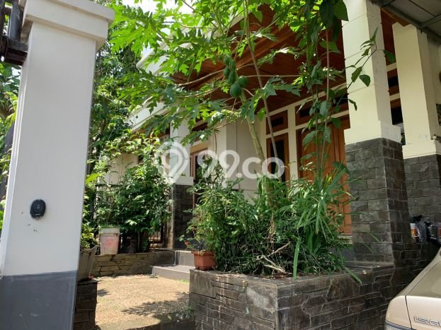 Rumah Elit Modern Siap Huni di Pasteur Bandung Rumah Elit Modern Siap Huni di Pasteur Bandung