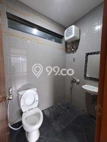 Rumah di Sayap Dago, 5 KT, Lingkungan Elite, LT 210m² Bangunan 200m² Rumah di Sayap Dago, 5 KT, Lingkungan Elite, LT 210m² Bangunan 200m²