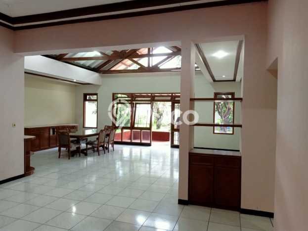 Rumah Elit Modern Siap Huni di Riau Bandung Rumah Elit Modern Siap Huni di Riau Bandung