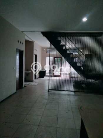 Disewakan Segera Rumah Kondisi Bagus di Area Burangrang, Bandung Disewakan Segera Rumah Kondisi Bagus di Area Burangrang, Bandung