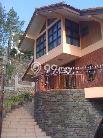Rumah Luxury Modern Siap Huni di Dago Bandung Rumah Luxury Modern Siap Huni di Dago Bandung