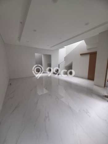 Rumah Lokasi Strategis area , Bandung, LT 112m2m² Bangunan 150m2m² Rumah Lokasi Strategis area , Bandung, LT 112m2m² Bangunan 150m2m²