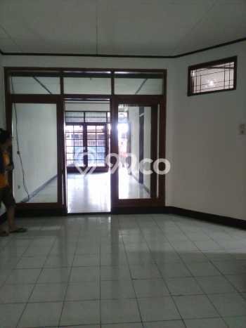 Rumah area Bandung Kota, 2 KT, Konsep Modern, LT 120m² LB 90m² Rumah area Bandung Kota, 2 KT, Konsep Modern, LT 120m² LB 90m²