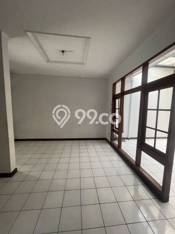 Dijual Cepat Rumah Favorit Siap Huni LB 90m2 di Cimahi Tengah, Cimahi Dijual Cepat Rumah Favorit Siap Huni LB 90m2 di Cimahi Tengah, Cimahi