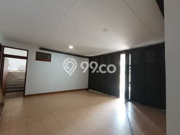 Disewakan Rumah Harga Terjangkau di Setiabudi Bandung dengan 5 KT Disewakan Rumah Harga Terjangkau di Setiabudi Bandung dengan 5 KT
