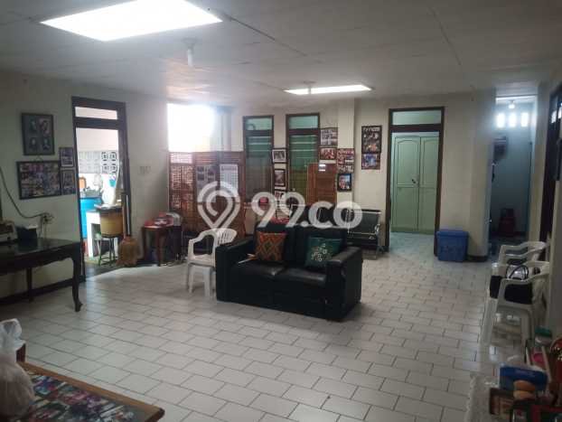 For Sale! Luxury House LT 310m2 Desain Modern di Pasir Kaliki For Sale! Luxury House LT 310m2 Desain Modern di Pasir Kaliki
