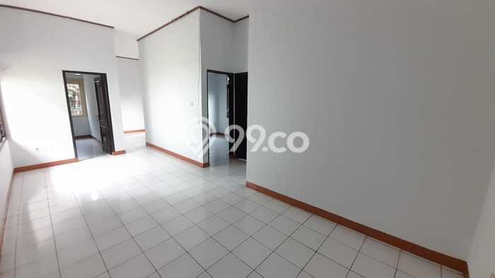 FEATURED! Rumah di Sayap Dago, 2 KM, Lokasi Strategis, LT 300m² Bangunan 250m² FEATURED! Rumah di Sayap Dago, 2 KM, Lokasi Strategis, LT 300m² Bangunan 250m²