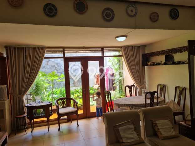 Rumah Luxury Modern Siap Huni di Sayap Dago Bandung Rumah Luxury Modern Siap Huni di Sayap Dago Bandung