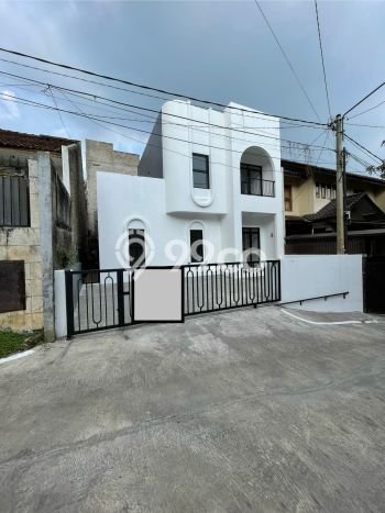 Dijual Hunian Rumah Nyaman 4 KT di Setiabudi, Bandung Dijual Hunian Rumah Nyaman 4 KT di Setiabudi, Bandung