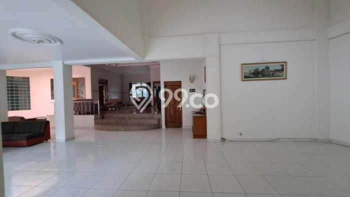 SPECIAL RATE! Rumah area , 4 KT, Lingkungan Sejuk, Luas 750m2m² Bangunan 750m2m² SPECIAL RATE! Rumah area , 4 KT, Lingkungan Sejuk, Luas 750m2m² Bangunan 750m2m²