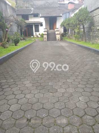 Rumah Luxury Modern Siap Huni di Setiabudi Bandung Rumah Luxury Modern Siap Huni di Setiabudi Bandung