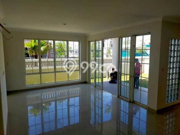 Dijual Rumah Luas Megah Dengan View Eksklusif di Podomoro Park Bandung, Bandung Dijual Rumah Luas Megah Dengan View Eksklusif di Podomoro Park Bandung, Bandung