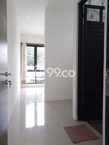Disewakan! Rumah 3 Kamar Tidur &
3 Kamar Mandi di Geger Kalong, Bandung Disewakan! Rumah 3 Kamar Tidur &
3 Kamar Mandi di Geger Kalong, Bandung