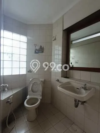 Jarang Ada! Rumah Kontrakan 6 Kamar Bagus Siap Huni Setiabudi Jarang Ada! Rumah Kontrakan 6 Kamar Bagus Siap Huni Setiabudi