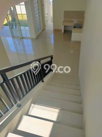 Dijual Rumah Luas Megah Dengan View Eksklusif di Podomoro Park Bandung, Bandung Dijual Rumah Luas Megah Dengan View Eksklusif di Podomoro Park Bandung, Bandung
