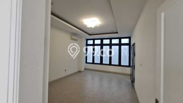 For Sale! Premium House LT 200m2 Desain Elegan di Muara Karang For Sale! Premium House LT 200m2 Desain Elegan di Muara Karang