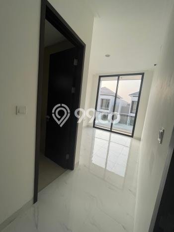 Rumah kawasan , Dekat Pusat Kota, LT 240m2m² Rumah kawasan , Dekat Pusat Kota, LT 240m2m²