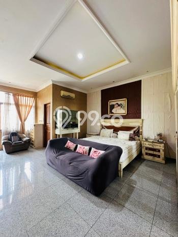 Rumah Elit LB 700m2 Siap Pakai Desain Elegan di Pantai Indah Kapuk, Jakarta Utara Rumah Elit LB 700m2 Siap Pakai Desain Elegan di Pantai Indah Kapuk, Jakarta Utara