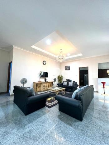 Rumah Elit LB 700m2 Siap Pakai Desain Elegan di Pantai Indah Kapuk, Jakarta Utara Rumah Elit LB 700m2 Siap Pakai Desain Elegan di Pantai Indah Kapuk, Jakarta Utara
