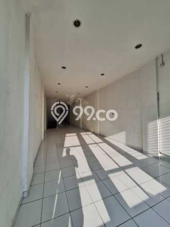 Unit Ruko Dijual di Jakarta Barat LT 160m2 & LB 400m2 Unit Ruko Dijual di Jakarta Barat LT 160m2 & LB 400m2