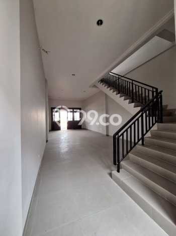 FOR RENT! Ruko di Pantai Indah Kapuk 2 Cocok untuk Bisnis 180m2 FOR RENT! Ruko di Pantai Indah Kapuk 2 Cocok untuk Bisnis 180m2