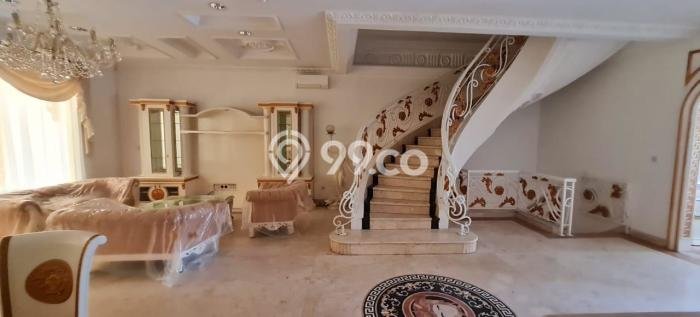 Rumah Elit Modern Tanpa Renovasi di Pantai Indah Kapuk Jakarta Utara Rumah Elit Modern Tanpa Renovasi di Pantai Indah Kapuk Jakarta Utara