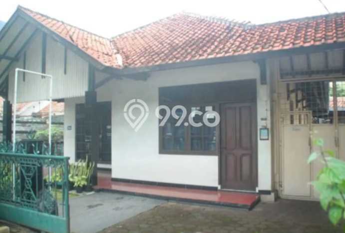 Rumah Elit Modern Tanpa Renovasi di Pasteur Bandung Rumah Elit Modern Tanpa Renovasi di Pasteur Bandung