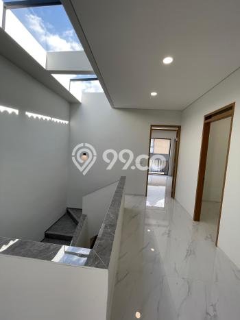 Rumah Luxury Modern Tanpa Renovasi di Setra Duta Bandung Rumah Luxury Modern Tanpa Renovasi di Setra Duta Bandung