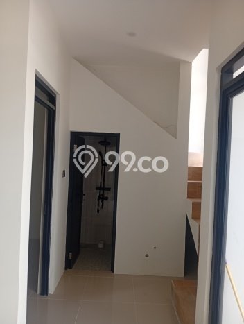 For Sale Rumah 4 Kamar Lokasi Strategis Bagus dan Strategis di Antapani For Sale Rumah 4 Kamar Lokasi Strategis Bagus dan Strategis di Antapani