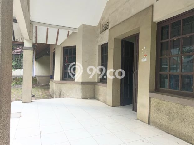 Rumah di Riau, 14 KM, Konsep Modern, Luas 535m2m² LB 900m2m² Rumah di Riau, 14 KM, Konsep Modern, Luas 535m2m² LB 900m2m²