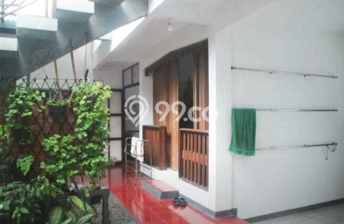 Rumah Elit Modern Tanpa Renovasi di Pasteur Bandung Rumah Elit Modern Tanpa Renovasi di Pasteur Bandung