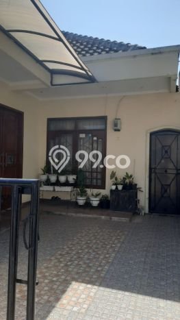 SPECIAL OFFER! Bisa KPR Rumah Modern lokasi Buah Batu, Bandung, LT 204m2m² LB 178m2m² SPECIAL OFFER! Bisa KPR Rumah Modern lokasi Buah Batu, Bandung, LT 204m2m² LB 178m2m²