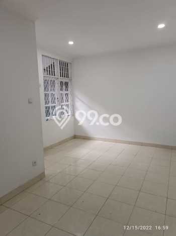 Rumah Minimalis 2 KT di Kemang Pratama Bekasi Semi Furnished Rumah Minimalis 2 KT di Kemang Pratama Bekasi Semi Furnished