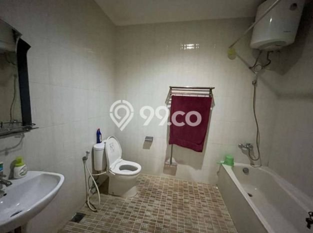 For Sale Rumah 3 Kamar Lokasi Ideal Bagus dan Strategis di Lippo Cikarang For Sale Rumah 3 Kamar Lokasi Ideal Bagus dan Strategis di Lippo Cikarang