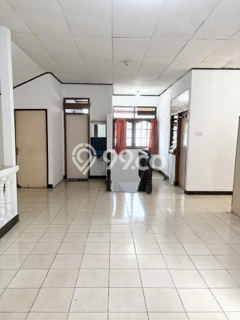 Rumah Elit Modern Tanpa Renovasi di Pondok Kelapa Jakarta Timur Rumah Elit Modern Tanpa Renovasi di Pondok Kelapa Jakarta Timur