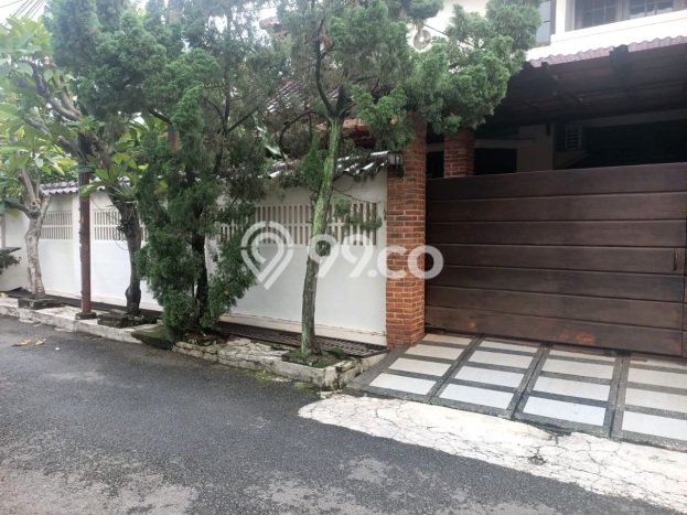 Siap Huni Rumah Mewah 5 Kamar di Cilandak Dekat ke Mana Saja Siap Huni Rumah Mewah 5 Kamar di Cilandak Dekat ke Mana Saja