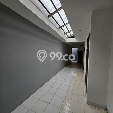 Rumah Modern 3 KT di Pondok Kelapa Jakarta Timur Unfurnished Rumah Modern 3 KT di Pondok Kelapa Jakarta Timur Unfurnished