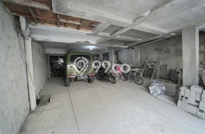 Dijual Kost di Kelapa Gading, Jakarta Utara, 13 KT, 12 KM, Luas 285m2 Dijual Kost di Kelapa Gading, Jakarta Utara, 13 KT, 12 KM, Luas 285m2