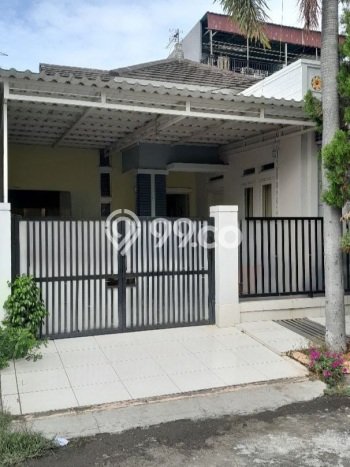 Rumah Luas Asri 4 KT Siap Huni di Harapan Indah Bekasi Rumah Luas Asri 4 KT Siap Huni di Harapan Indah Bekasi