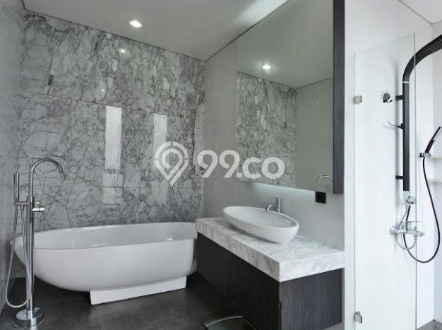Rumah Luxury Modern Siap Huni di Kota Wisata Jakarta Timur Rumah Luxury Modern Siap Huni di Kota Wisata Jakarta Timur
