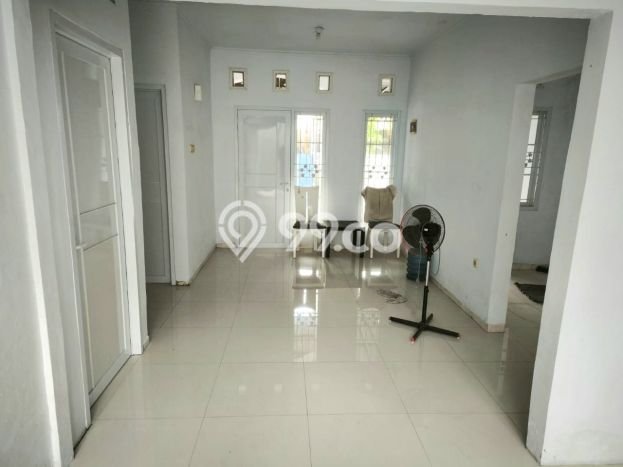 For Sale Rumah 3 Kamar Lokasi Strategis Bagus dan Strategis di Cakung For Sale Rumah 3 Kamar Lokasi Strategis Bagus dan Strategis di Cakung