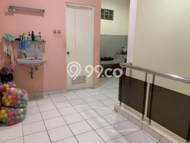 Disewakan Ruko komersial di Kelapa Gading luas bangunan 65m2 Disewakan Ruko komersial di Kelapa Gading luas bangunan 65m2