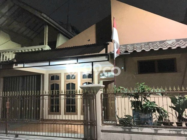 Rumah Minimalis 4 KT LT 180m2 di Pondok Kelapa Rumah Minimalis 4 KT LT 180m2 di Pondok Kelapa