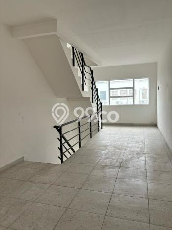 Unit Ruko Dijual di Jakarta Barat LT 63m2 & LB 141m2 Unit Ruko Dijual di Jakarta Barat LT 63m2 & LB 141m2