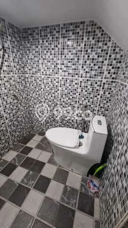 Peluang Investasi! Rumah Kost Dijual di Sawangan, Depok, 10 KT, 4 KM, Luas 90m2 Peluang Investasi! Rumah Kost Dijual di Sawangan, Depok, 10 KT, 4 KM, Luas 90m2