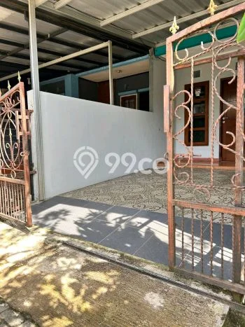 Dijual Rumah 4 Kamar Lokasi Ideal Bagus dan Strategis di Setu Dijual Rumah 4 Kamar Lokasi Ideal Bagus dan Strategis di Setu