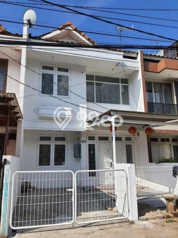 Jual Rumah Eksklusif 3 KT di Taman Palem, Jakarta Barat Jual Rumah Eksklusif 3 KT di Taman Palem, Jakarta Barat
