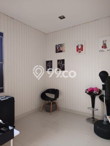 Jual Rumah Mewah Elegan Dengan View Eksklusif di Daan Mogot, Jakarta Barat Jual Rumah Mewah Elegan Dengan View Eksklusif di Daan Mogot, Jakarta Barat
