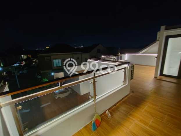 Ready to Use! Premium House LT 135m2 Desain Modern di Bintaro Ready to Use! Premium House LT 135m2 Desain Modern di Bintaro